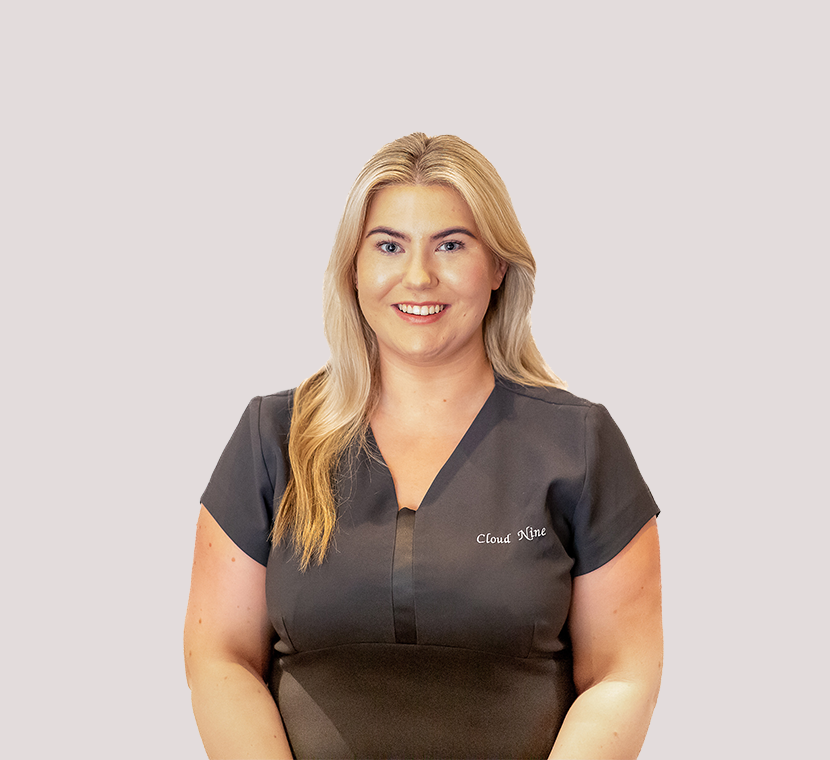 <strong><h1>ELLEN</strong></h1>